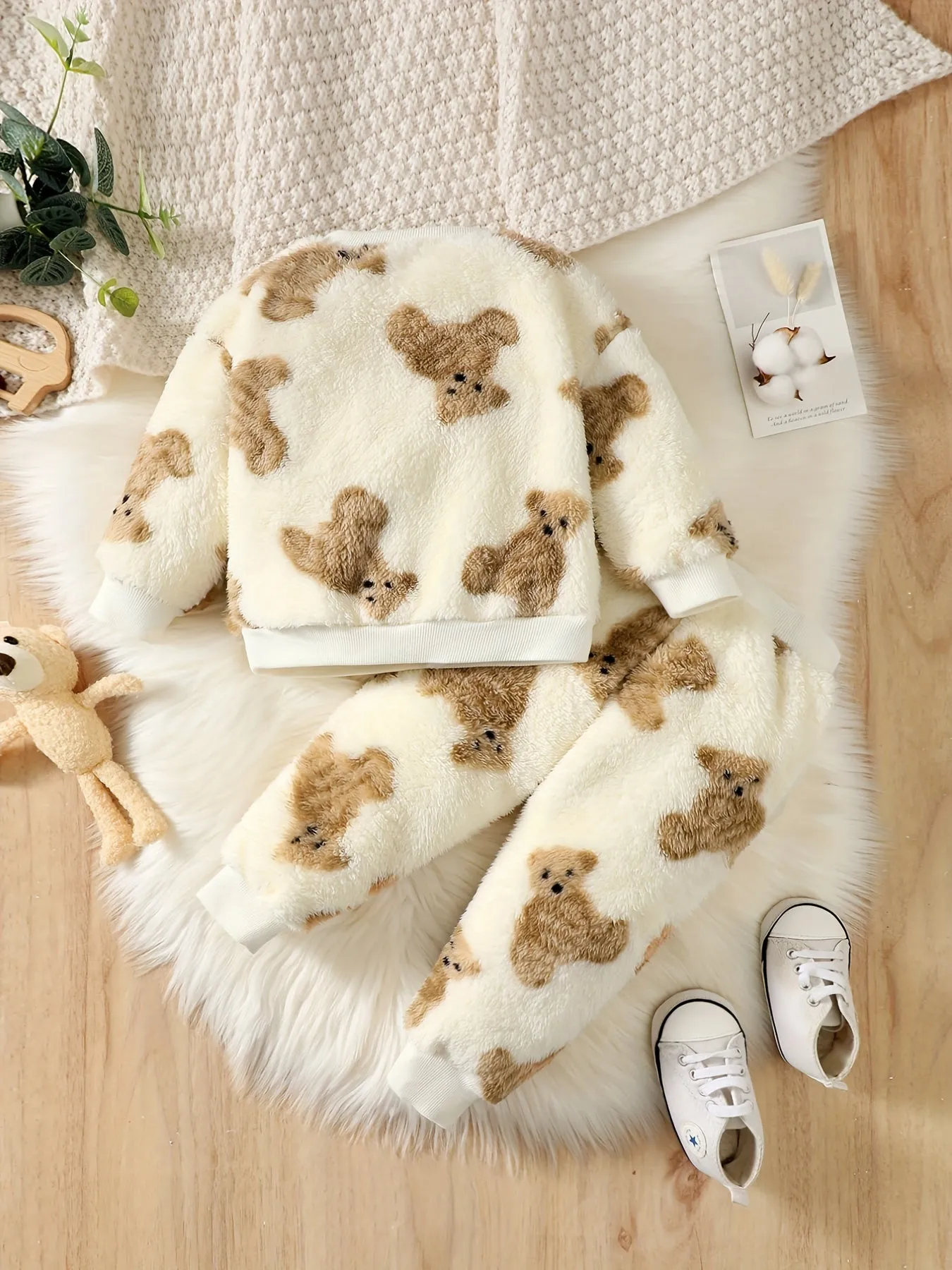 Baby Girl Bear Pattern Outfit Set for AutumnWinter