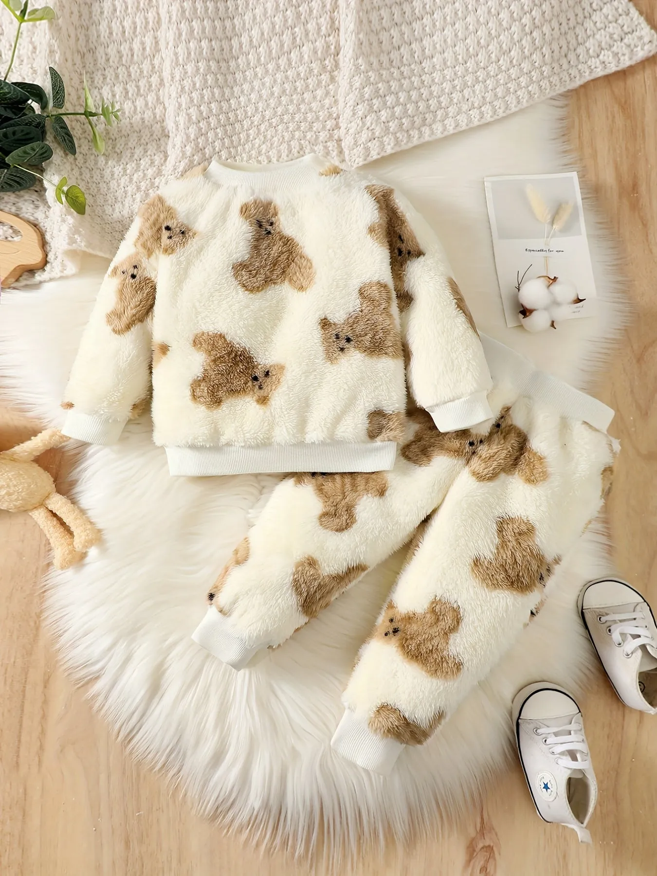 Baby Girl Bear Pattern Outfit Set for AutumnWinter