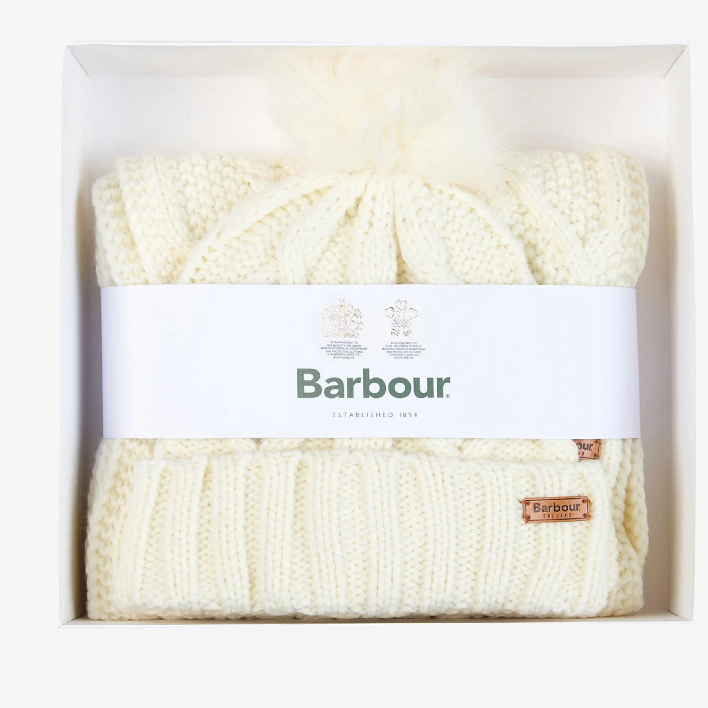 Barbour Ridley Hat & Scarf in Cream LGS0075