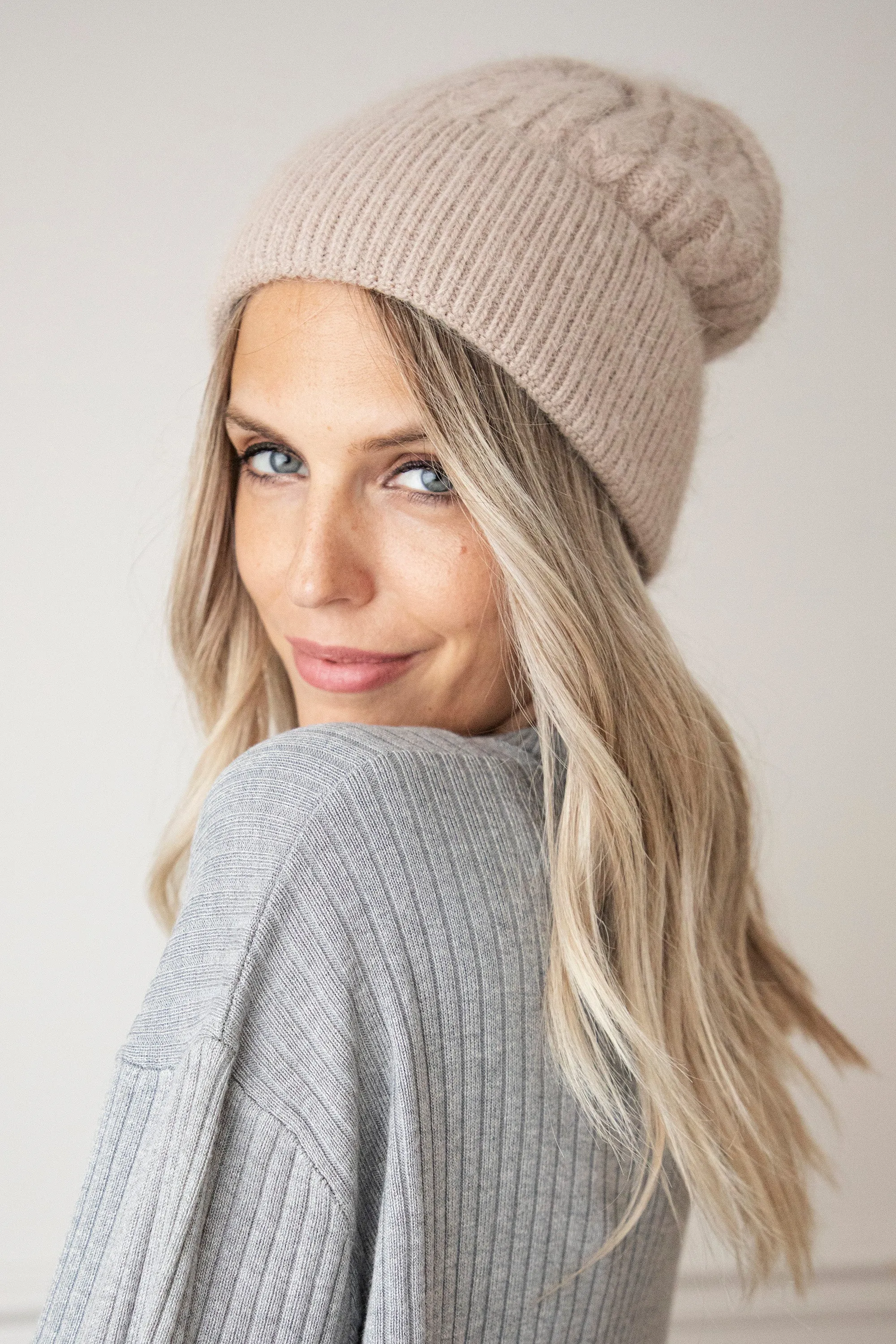 Beanie Ray Taupe - Muts