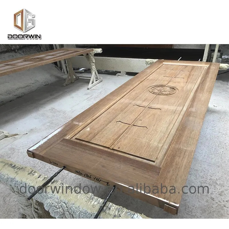 DOORWIN 2021Wooden doors for arc interiors wood grain entrance door solid wood with patterns casement door