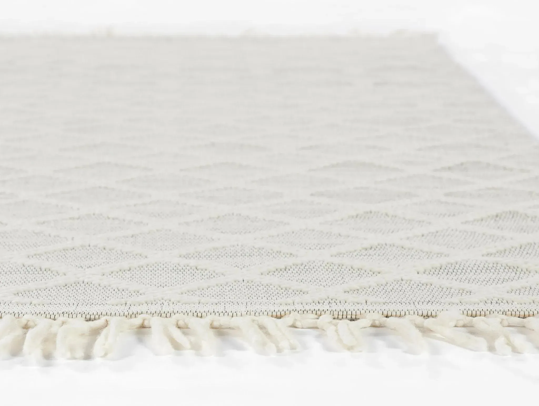 Ember Emr-2 Ivory Rug