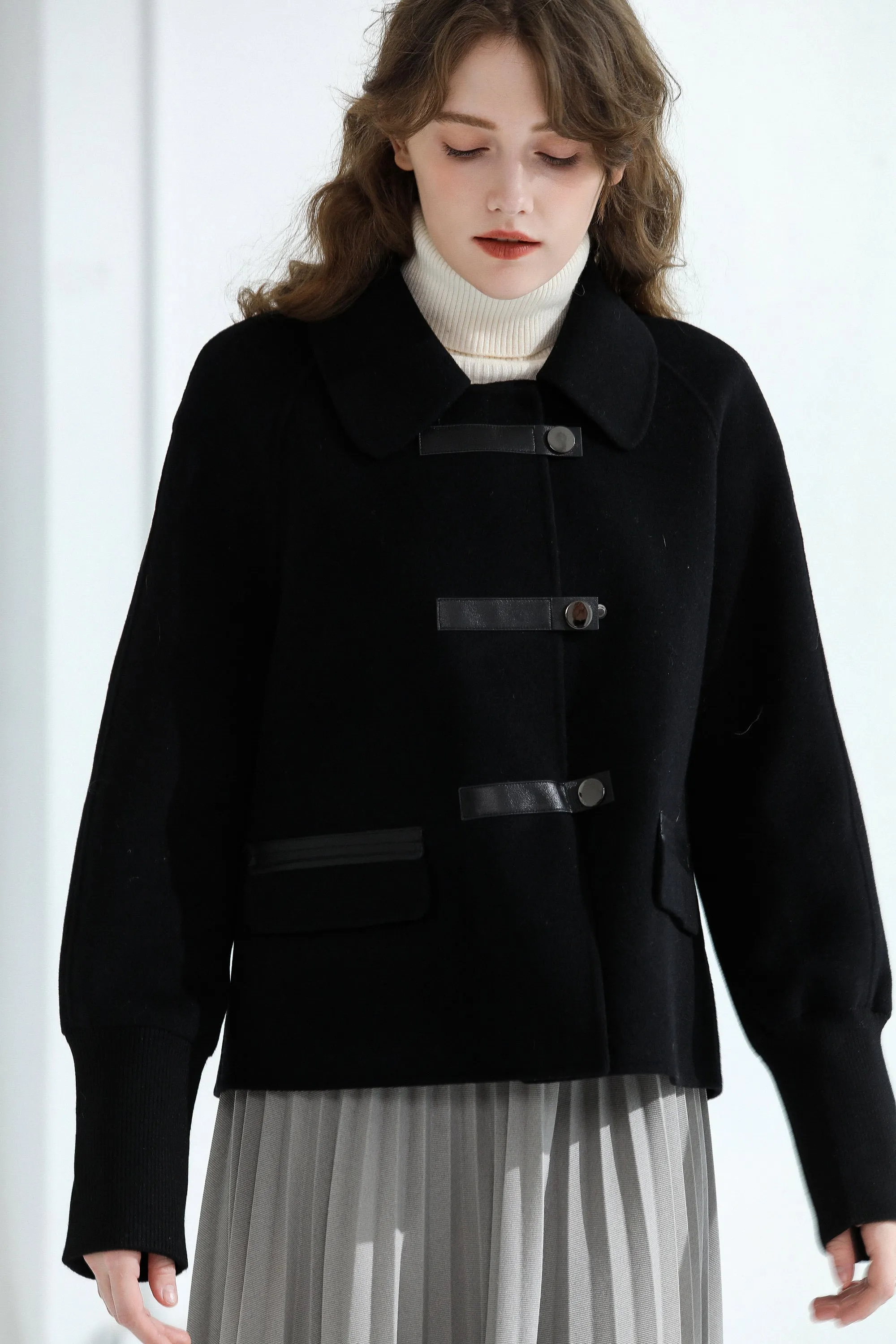 Fangyan | Janelle Black Cropped Wool Coat