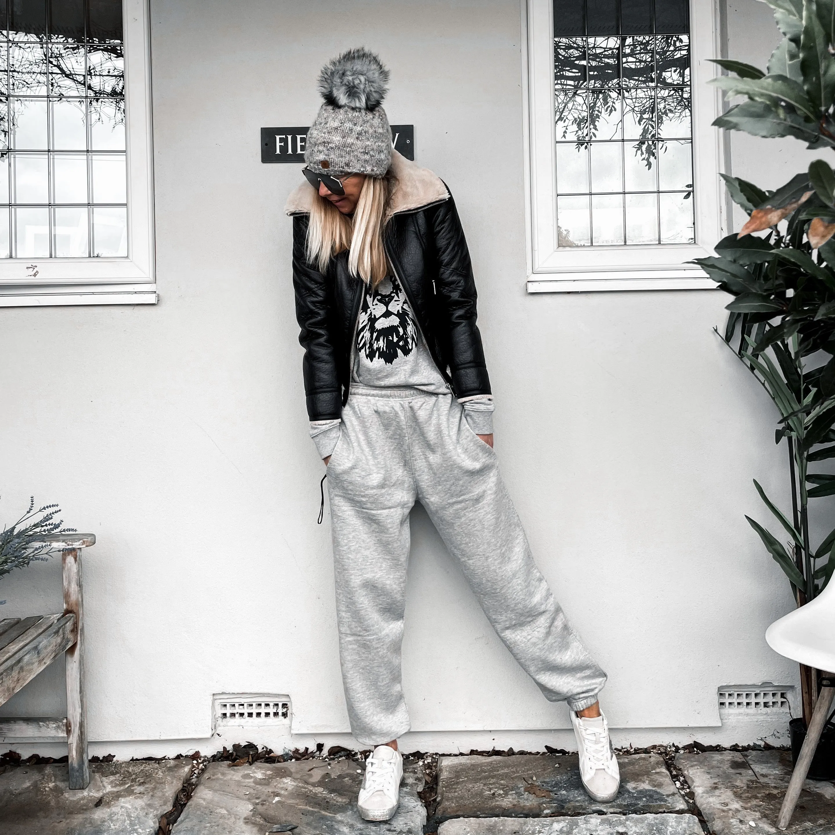 Grey Super slouchy joggers