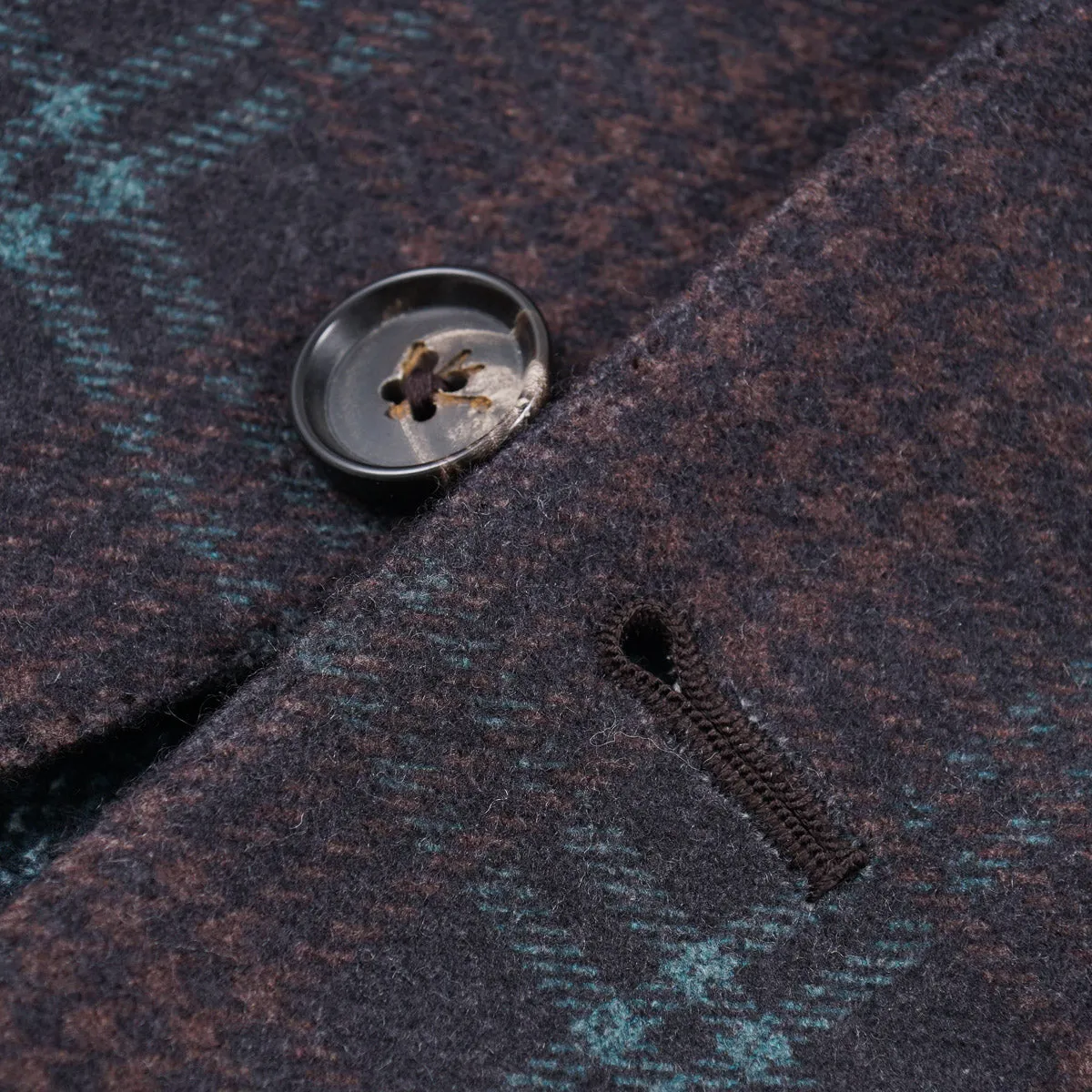 Isaia Flannel Wool-Cashmere Sport Coat