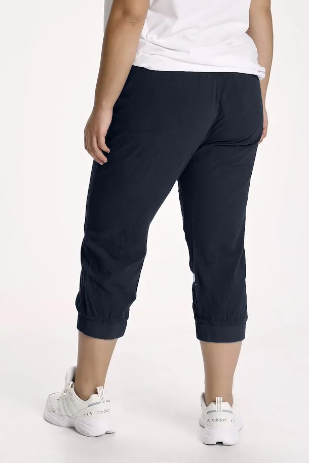 Kaffe Curve Capri Joggers in Navy