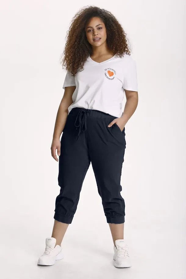 Kaffe Curve Capri Joggers in Navy