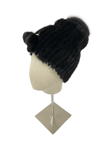 KNITTED MINK BEANIE BLACK WITH TUNNEL