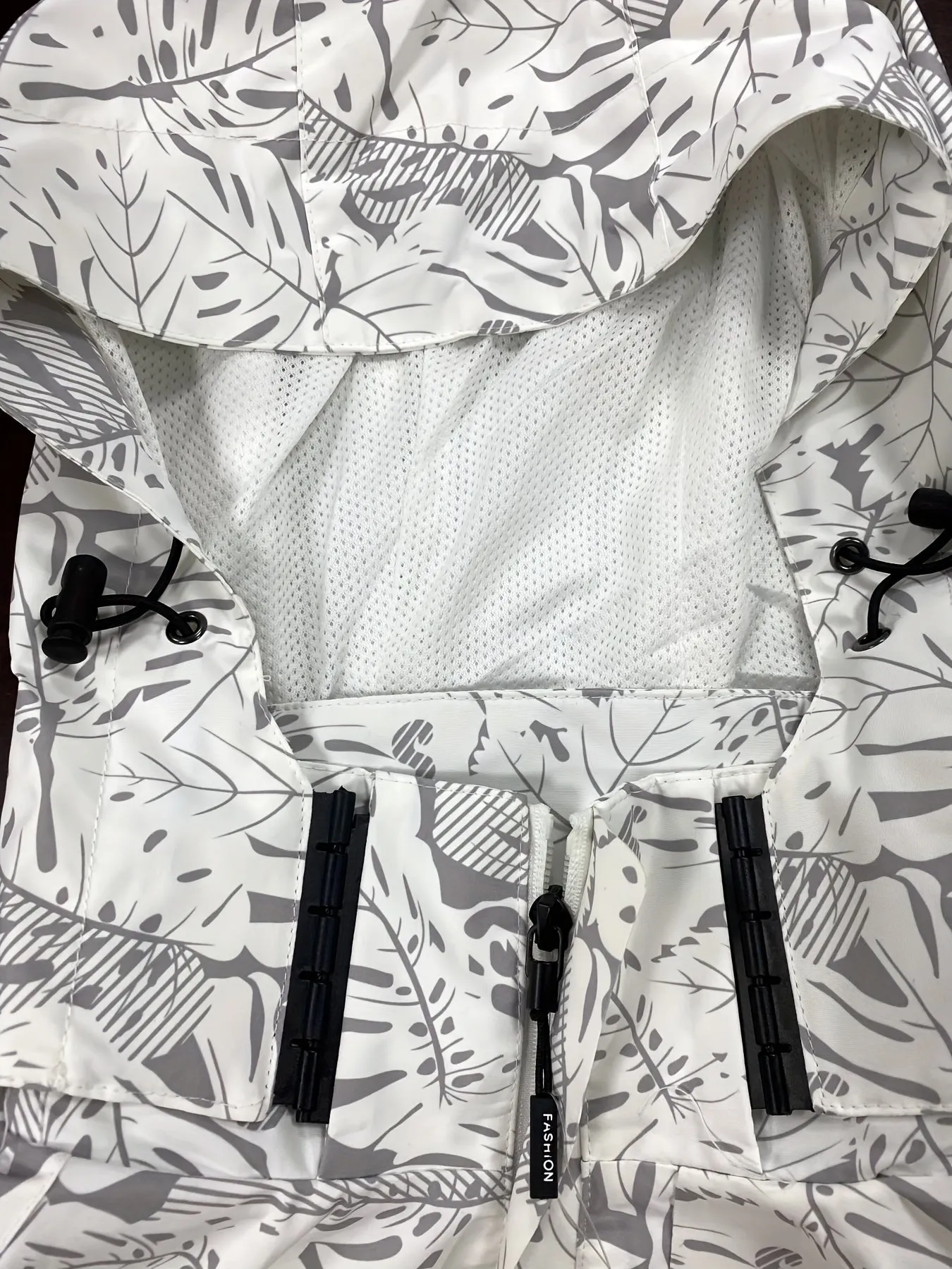 Leaf Pattern Windbreaker Hooded Jacket, Men's Casual Jackets