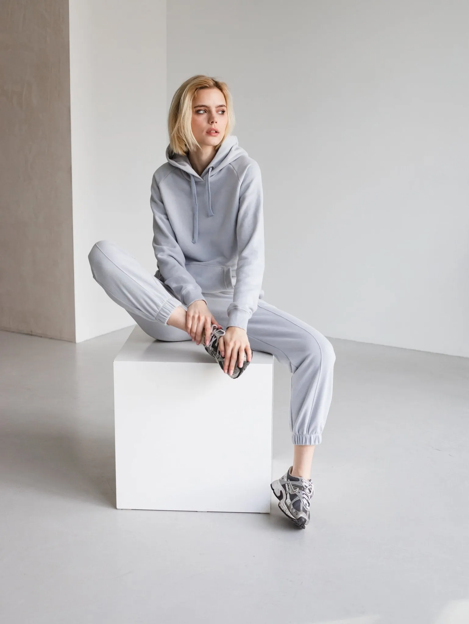 Light Gray Hoodie by Zlitay – Premium Comfort & Versatile Style