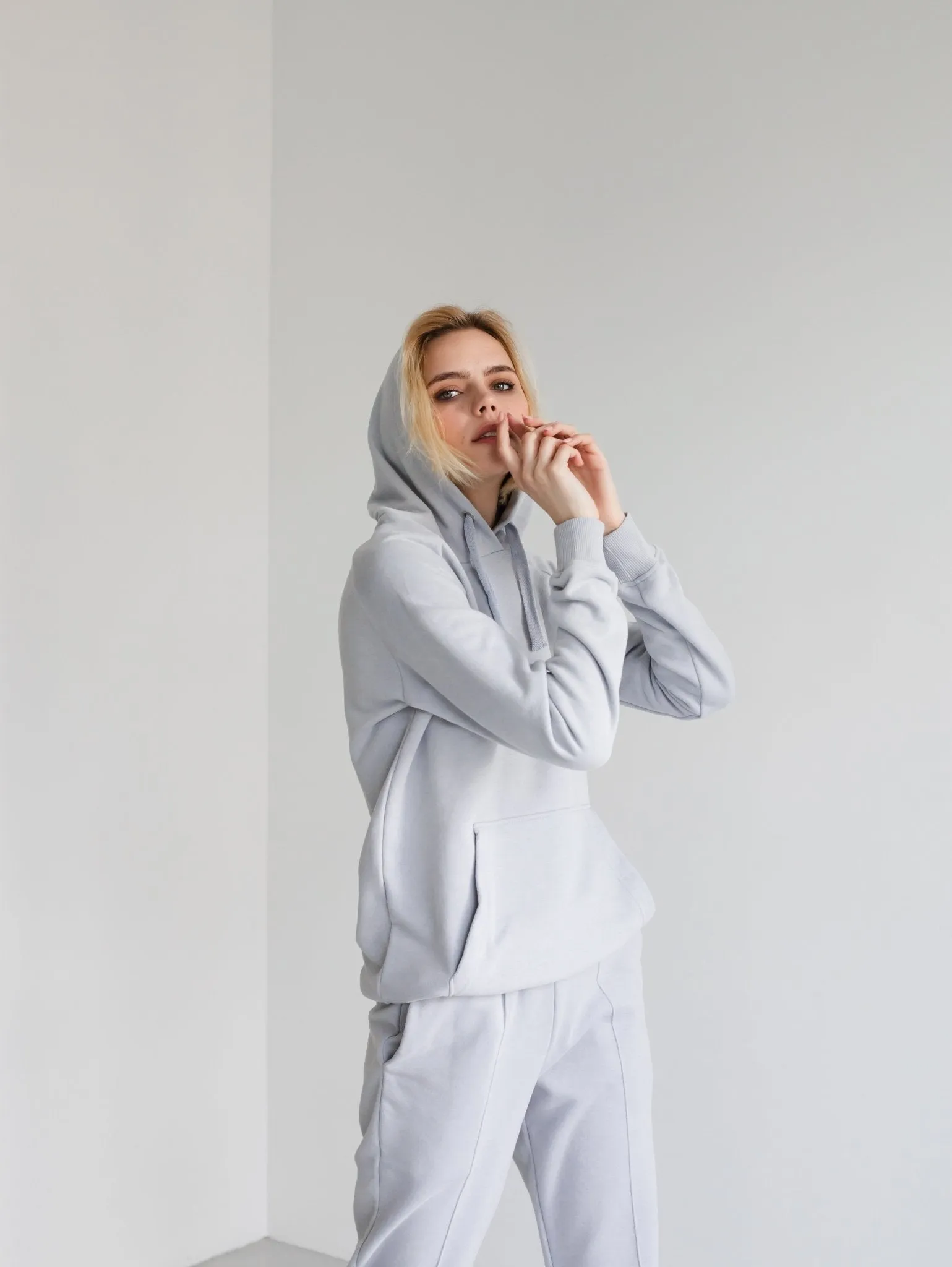 Light Gray Hoodie by Zlitay – Premium Comfort & Versatile Style