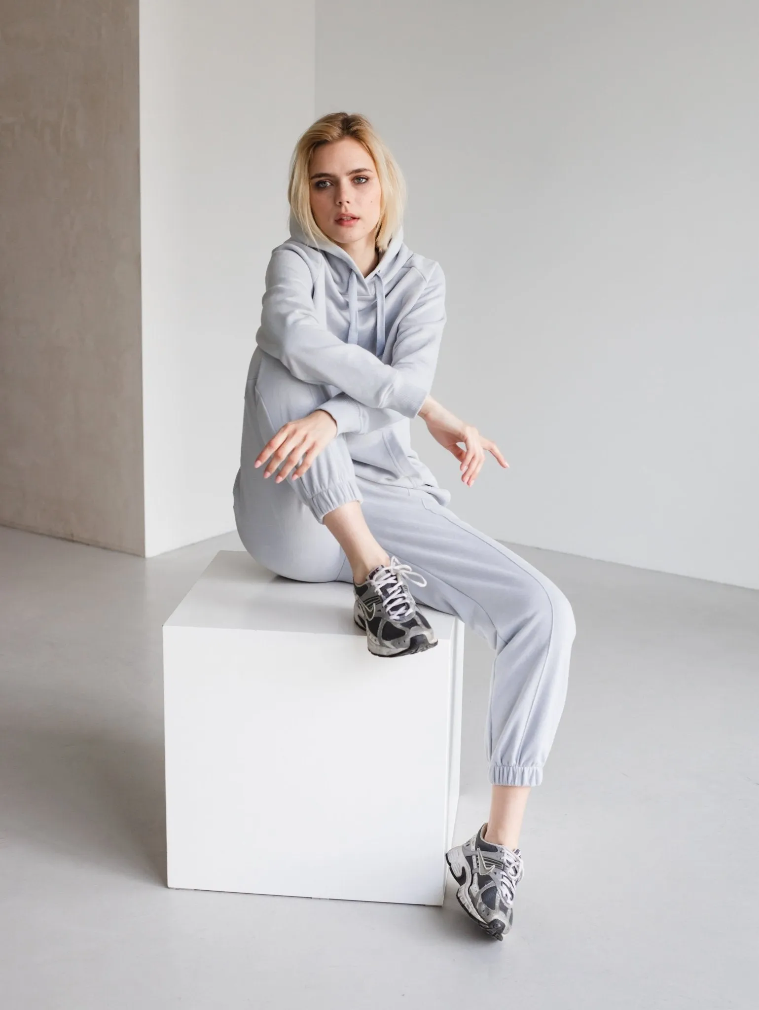 Light Gray Hoodie by Zlitay – Premium Comfort & Versatile Style