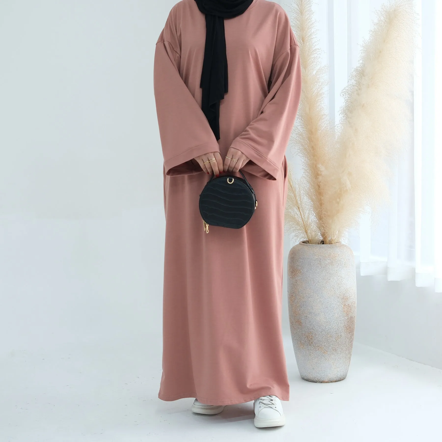 LR737  Solid color sweater dress abaya