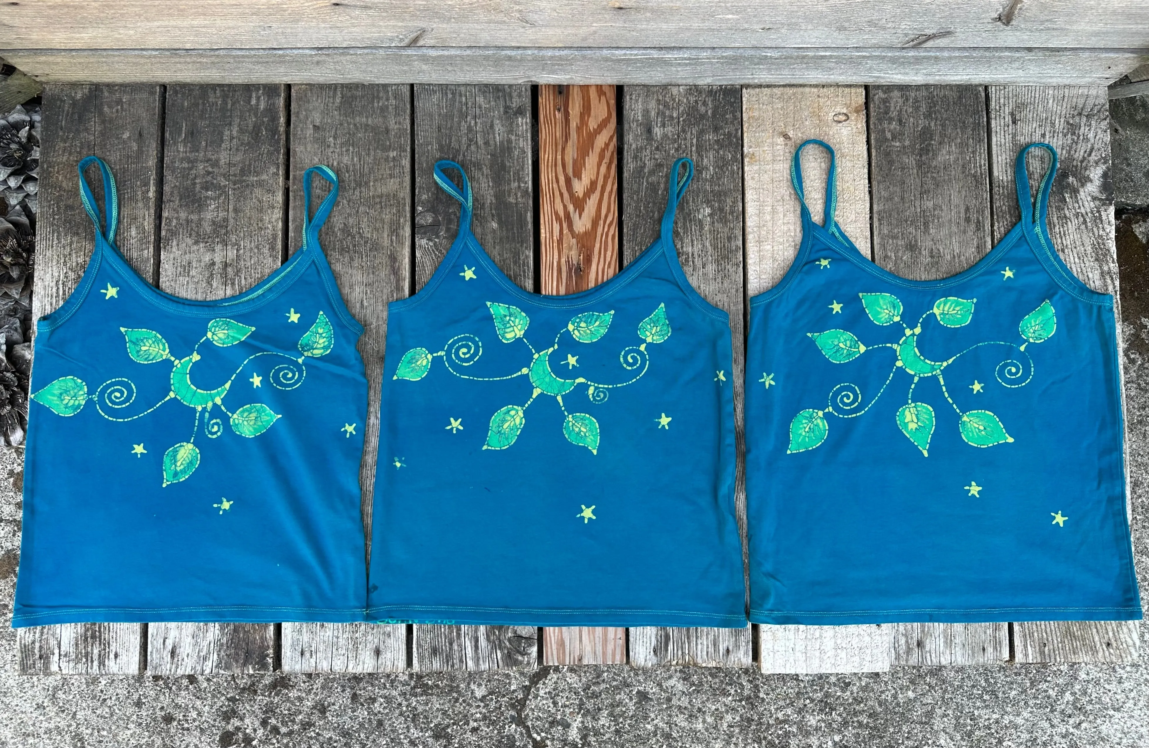 Lush Gardens Hand Painted Batikwalla Tank Top - Runs Small - Size 2X