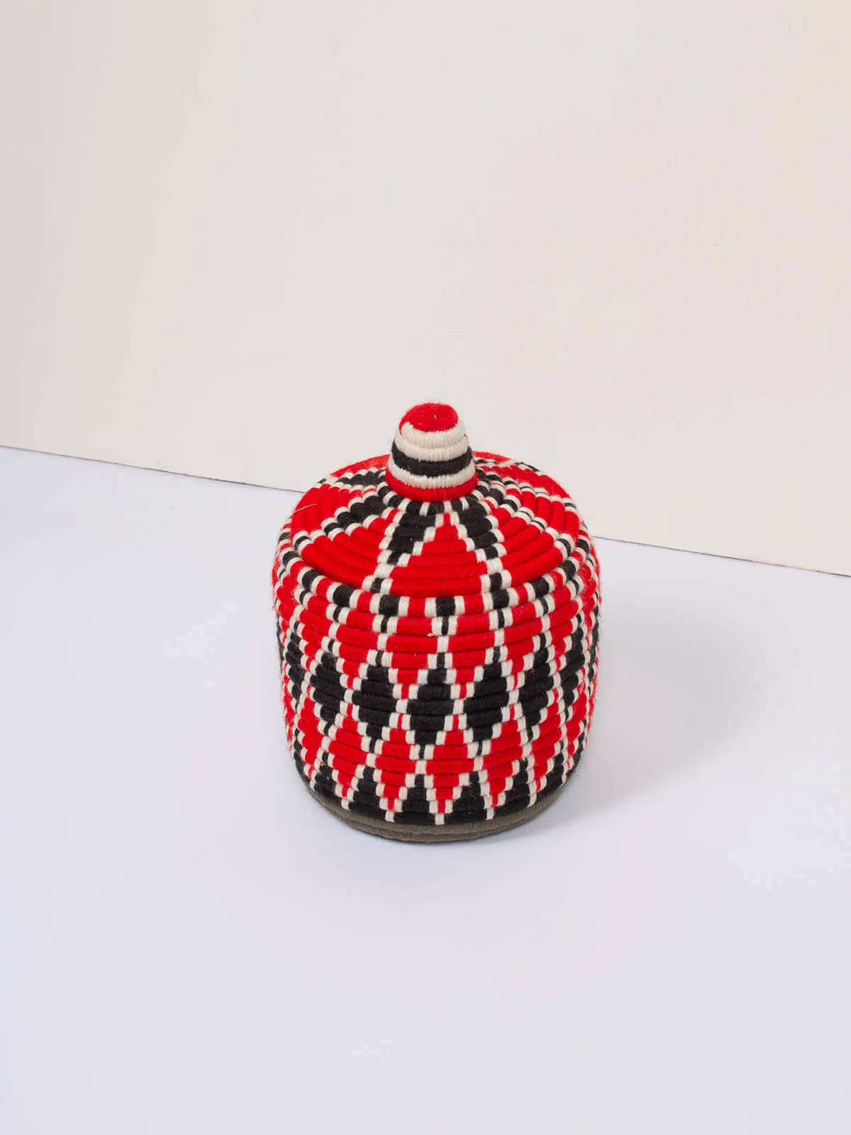 Moroccan Wool Pot, No.352