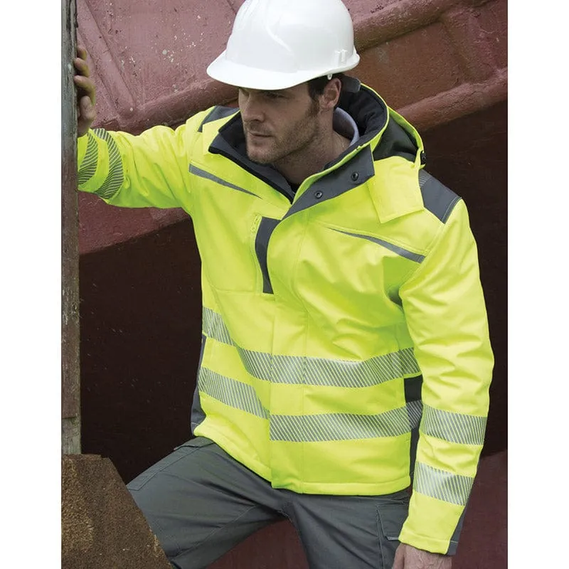 Result Safe-Guard Dynamic Softshell Coat