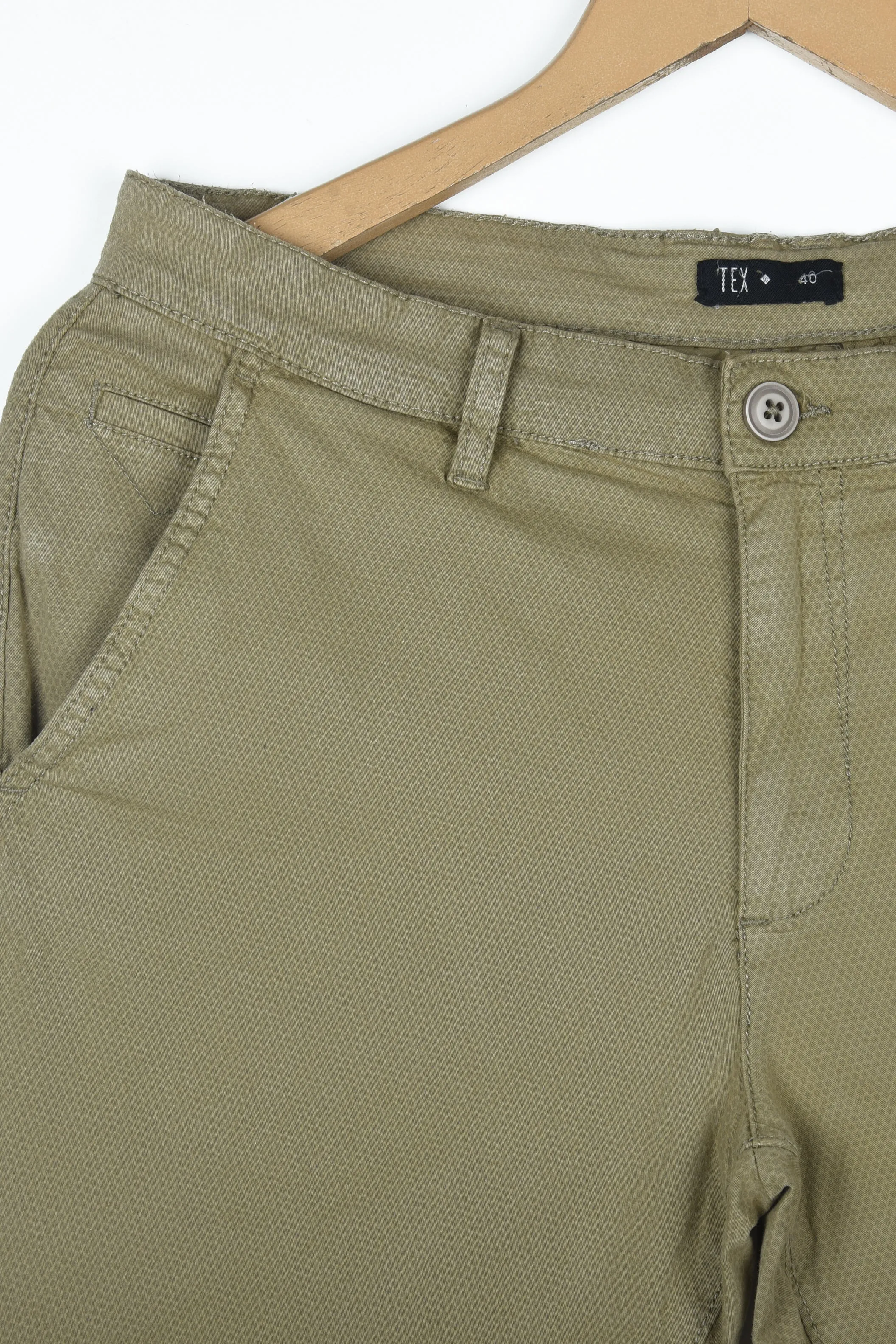 TEXTURED WEAVE SMART FIT CHINO Shorts