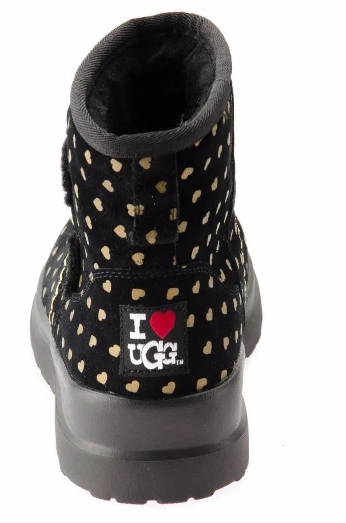 UGG I HEART KISSES BOOTS