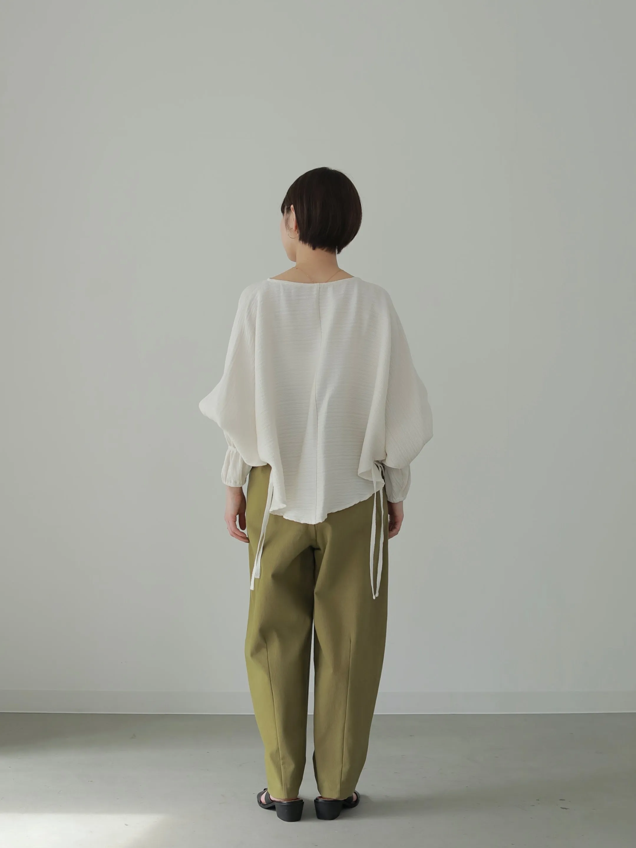 WAIST PLEATS COCOON PANTS