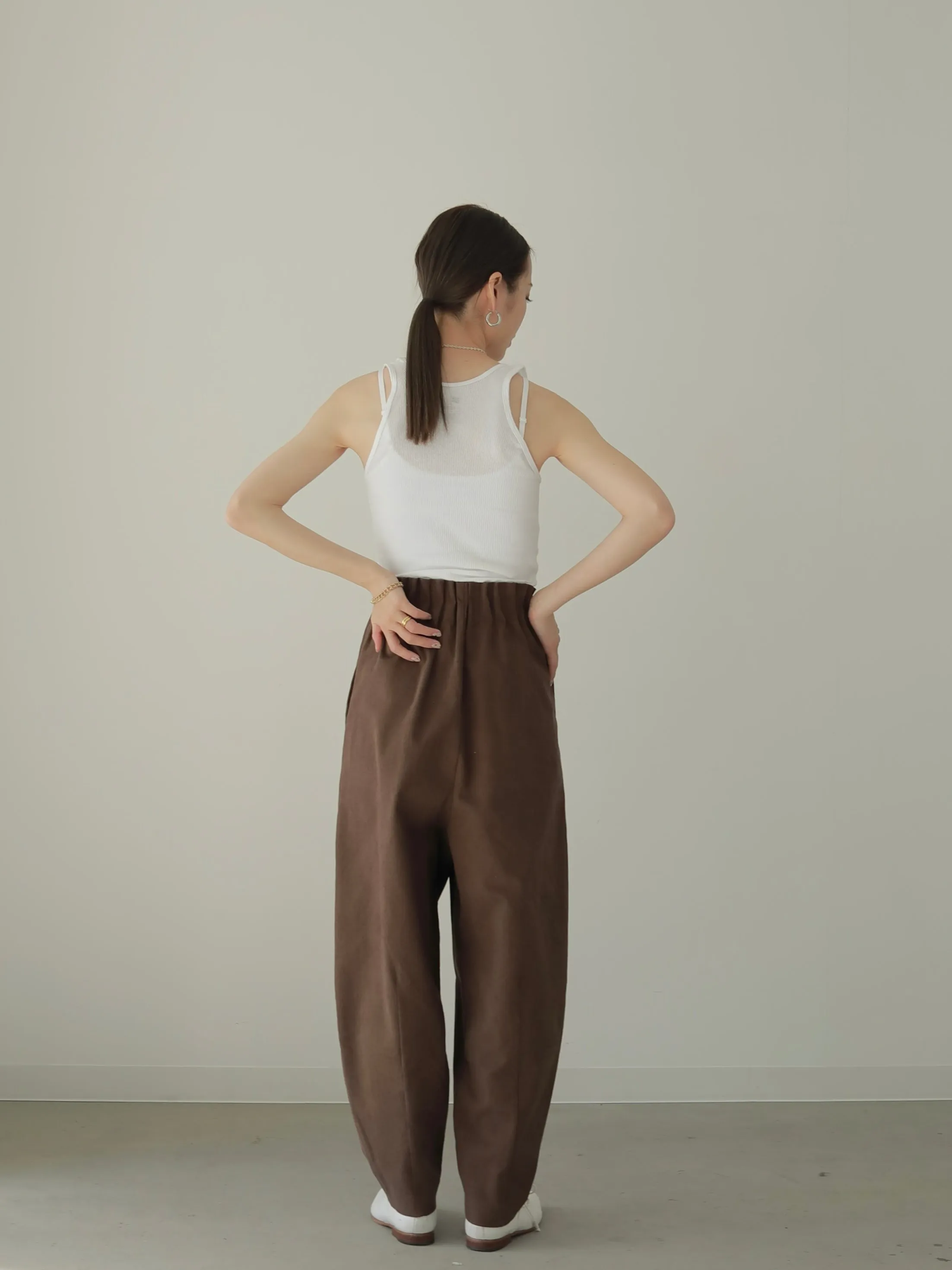 WAIST PLEATS COCOON PANTS